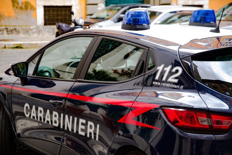 Tarzo, moglie e marito trovati morti, possibile omicidio-suicidio