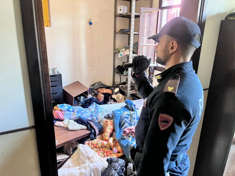 Edificio abbandonato occupato abusivamente all’Arcella: 4 denunciati