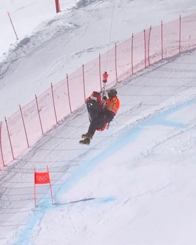 Olimpiadi, brutto infortunio per la sciatrice Lindsey Vonn