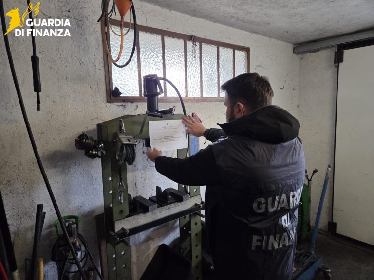 Tarzo, scoperta autofficina abusiva: servizi senza autorizzazione né partita IVA