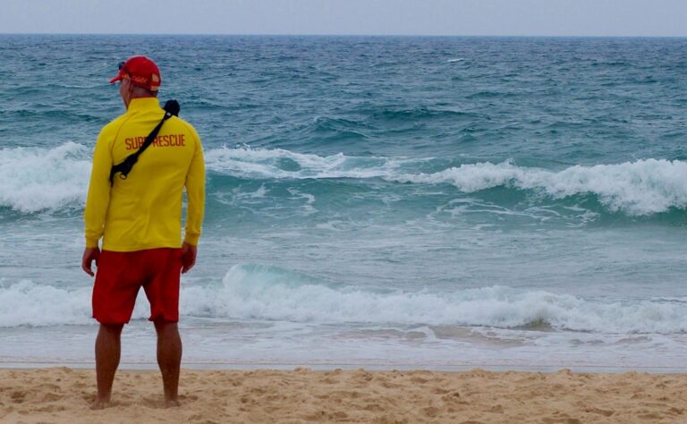 Tragedia scampata a Bibione, un altro bambino salvato da un bagnino