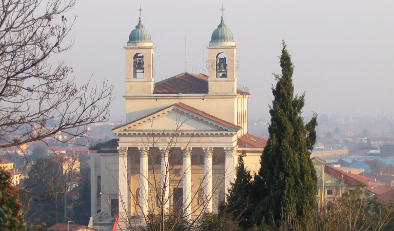 Schio, un ferragosto tra sagre, montagna e cultura