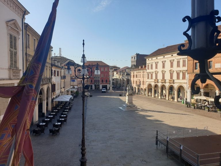 Rovigo, una serata per il gatto Rossini: in piazza il concerto-evento della Filarmonia Veneta