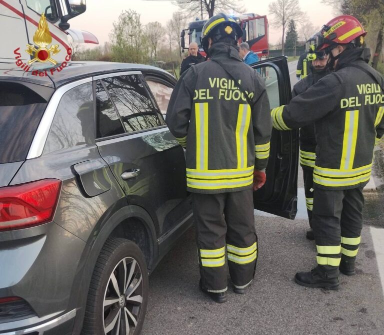 Incidente frontale a Mirano, una donna ferita