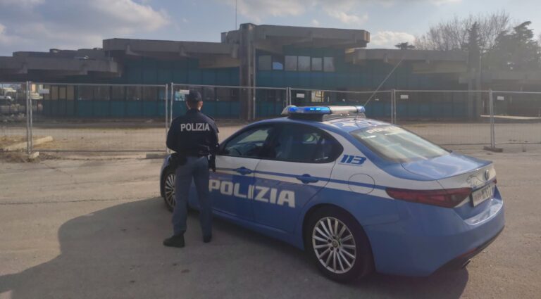 Padova, salvata bambina chiusa in auto, Stefani: “Il Veneto è fiero della sua polizia penitenziaria”