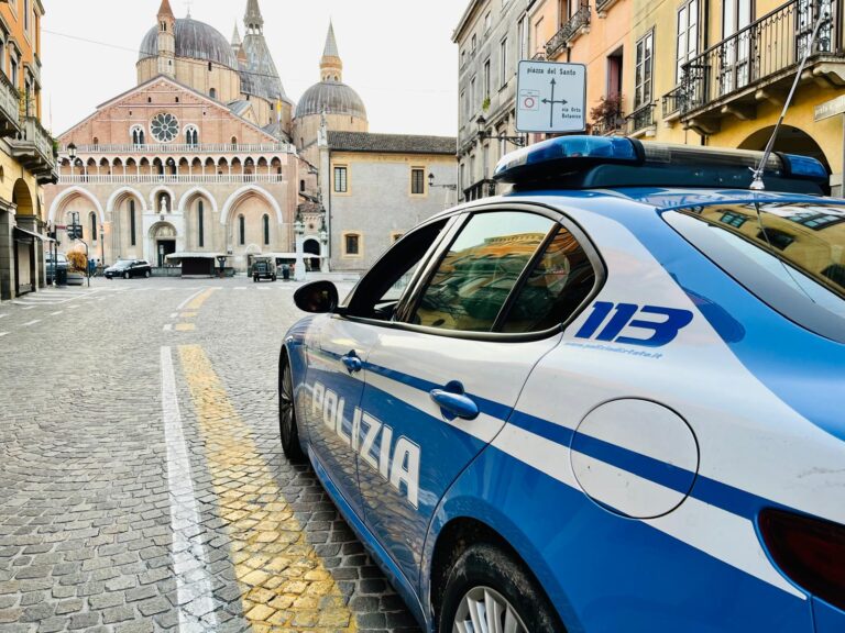 Padova, viola i divieti e si intrufola in casa dell’ex: arrestato 44enne dalla Polizia