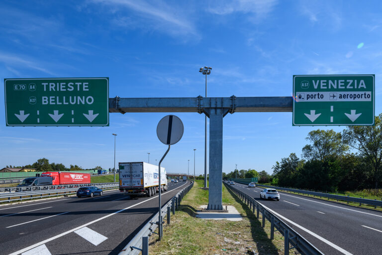 Traffico deviato verso Venezia sulla A57: nuovo weekend di chiusure sul Passante di Mestre