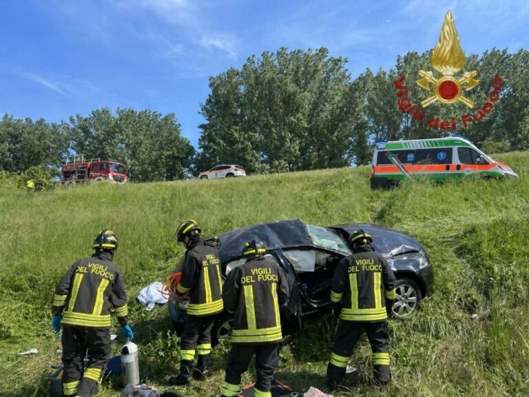 Incidente stradale a Canaro lungo l’argine del Po: una vittima e un ferito grave