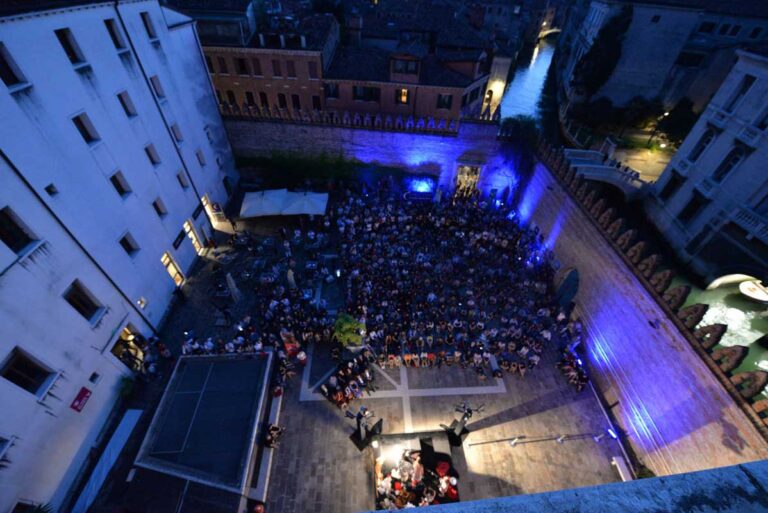 Art Night Venezia compie 15 anni: porte aperte all’arte e alla cultura