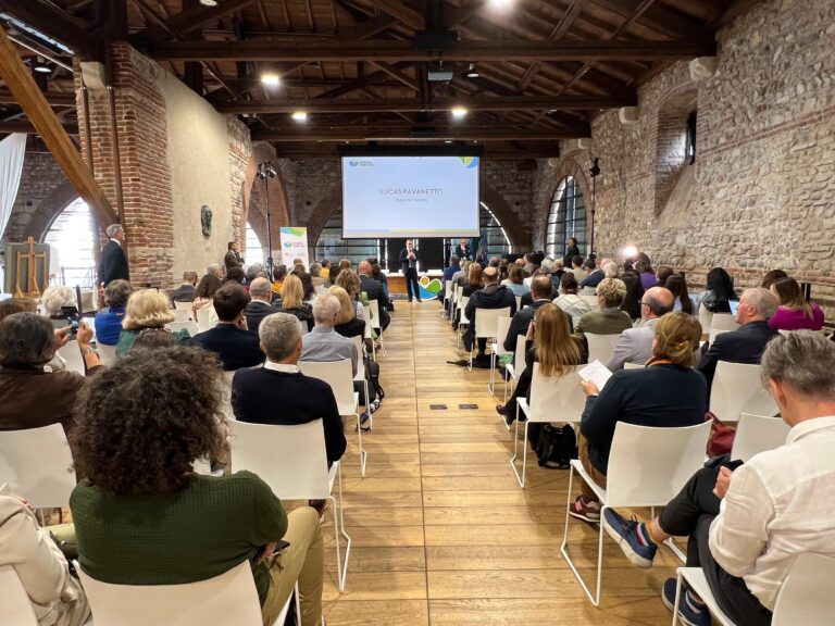 Turismo, il Veneto punta sulla gestione integrata: Verona-Garda come modello regionale