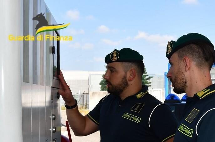 Padova, intensificati i controlli sui distributori di carburante: contestate 13 violazioni