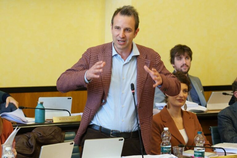 Cunegato all’attacco del direttore dell’Ulss 8: “I dipendenti denunciano insulti e minacce, va rimosso”