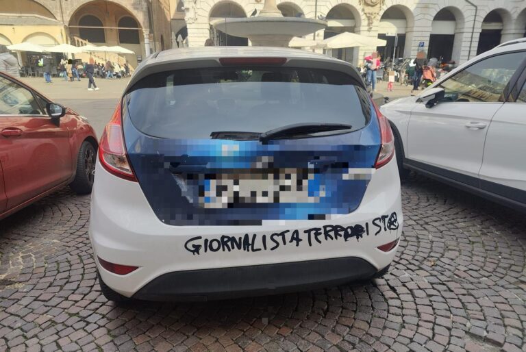 Padova, perquisito un 28enne per vandalismo e diffamazione