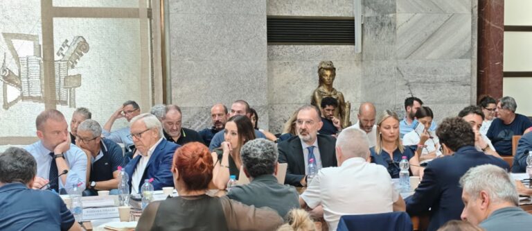 Electrolux, oggi il tavolo nazionale. Presente per il Veneto l’assessore Bitonci: “Fatti importanti passi avanti”