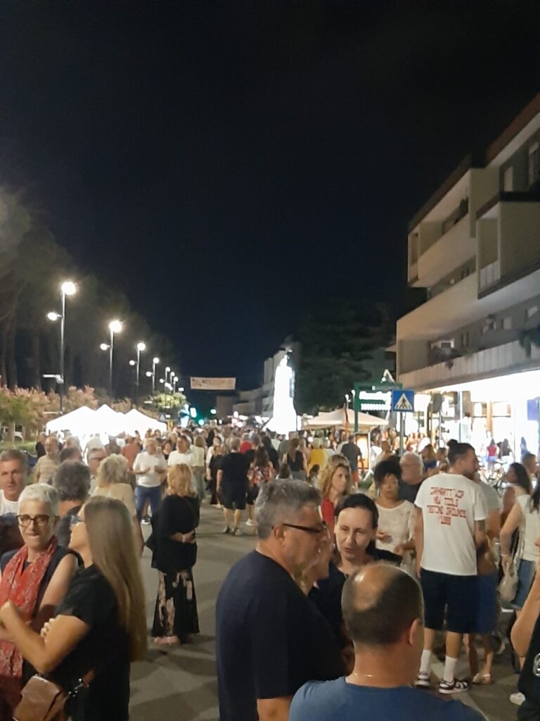 Notte Rossa, a Martellago 15 mila persone per concludere Notti Colorate del Miranese