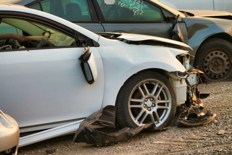 Mogliano Veneto: auto esce di strada, morto un 71enne