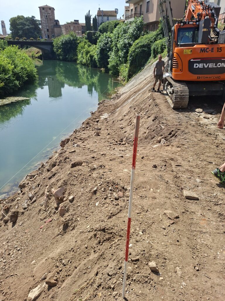 Vicenza, al via i lavori sul Bacchiglione: 1,2 milioni per mettere in sicurezza gli argini