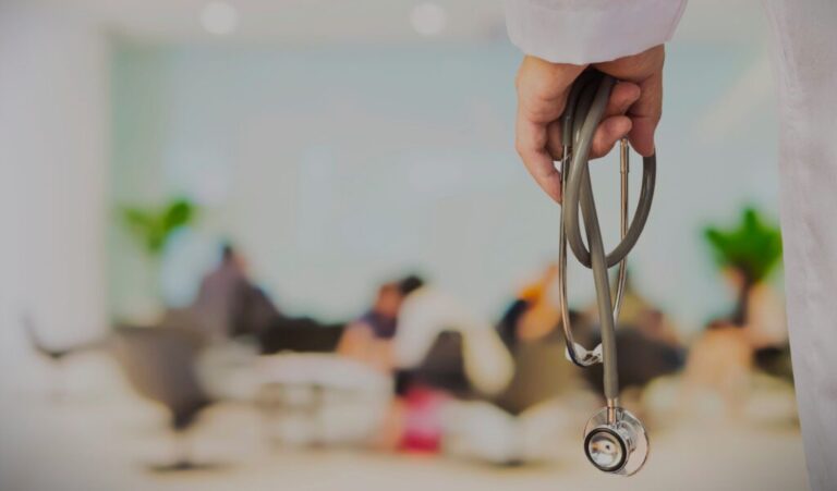 Sanità nel bellunese, Szumski e Lovat (Resistere Veneto): “Intollerabile che visite o esami urgenti vengono prenotati in sedi lontane rispetto alla residenza”