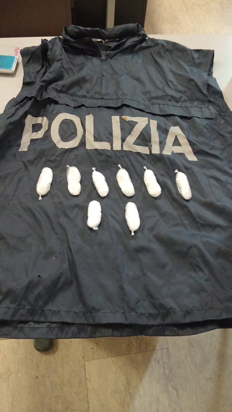 Paltana, fugge al controllo della Polizia: arrestato 23enne con oltre 57 grammi di cocaina