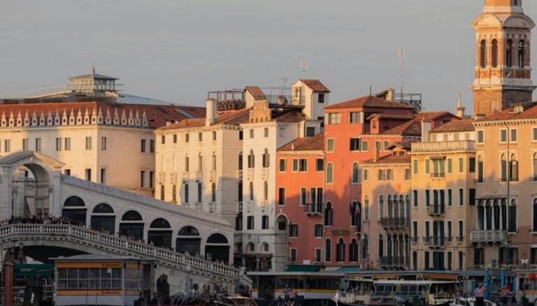 Venezia, 2,5 milioni per ampliare la rete antincendio a Castello
