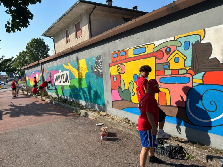 Montecchio Maggiore, decoro urbano e impegno civico: 50 giovani protagonisti di “Ci sto? Affare fatica!”
