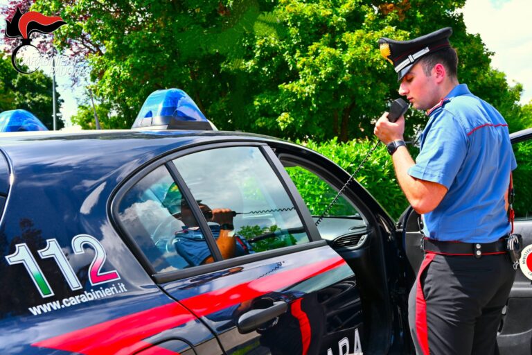 Padova, donna riconosce il motociclo rubato: 18enne denunciato
