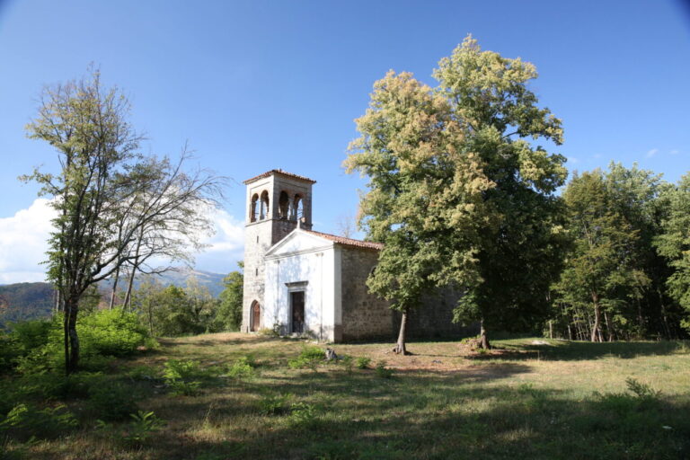 Mirano scopre le Valli del Natisone tra chiesette votive, cammini e acquerelli