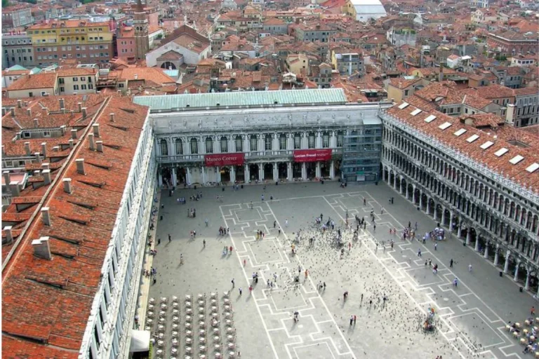 Postazione di polizia davanti al museo Correr, Confcommercio Venezia: “Richiesta che rafforzerebbe la sensazione di sicurezza”
