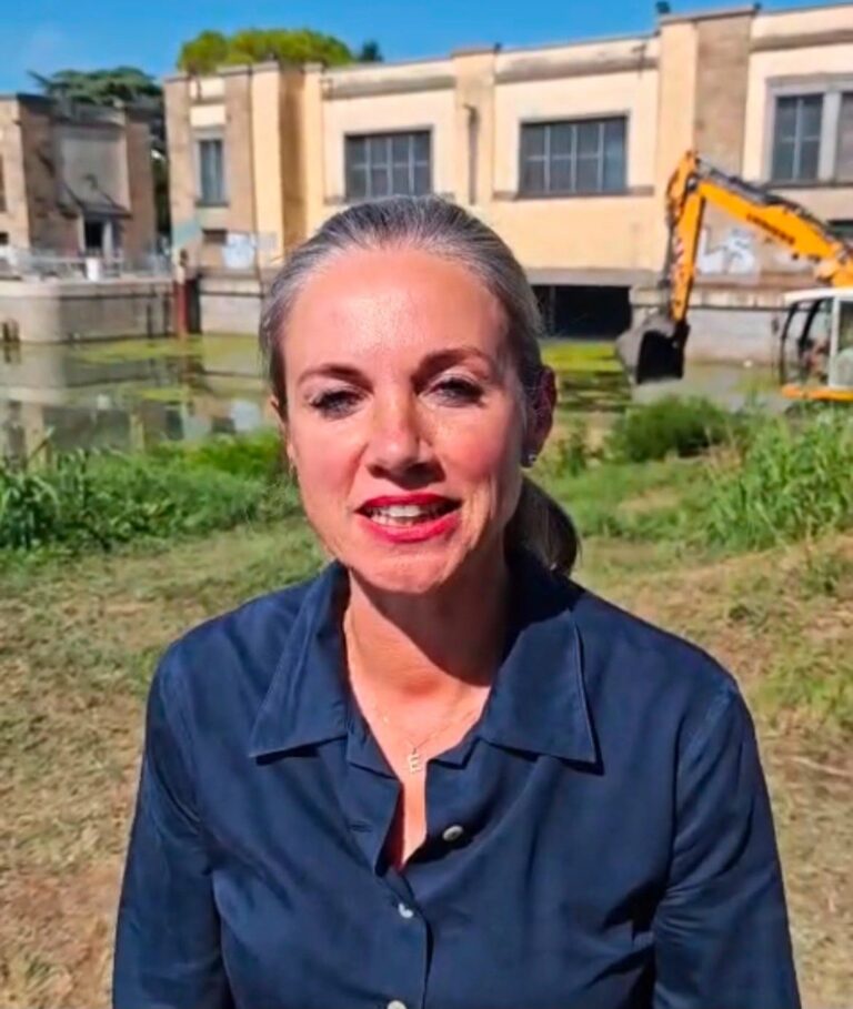 Rifiuti nel fiume, a Porto Viro il nuovo impianto per fermarli prima che arrivino al mare. Venturini: “Serve intervenire alla fonte del problema”